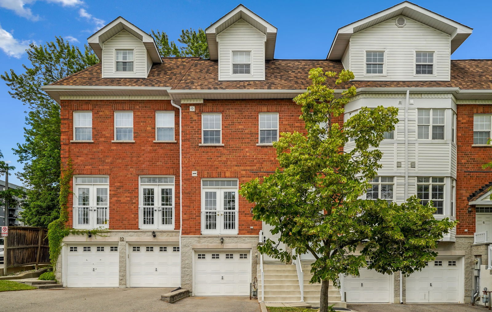 Loring Doolittle Towns, Aurora, Toronto