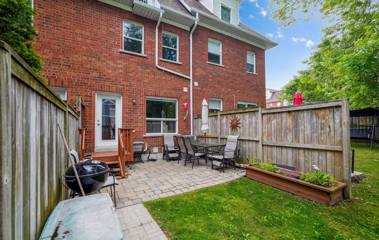 Loring Doolittle Towns, Aurora, Toronto