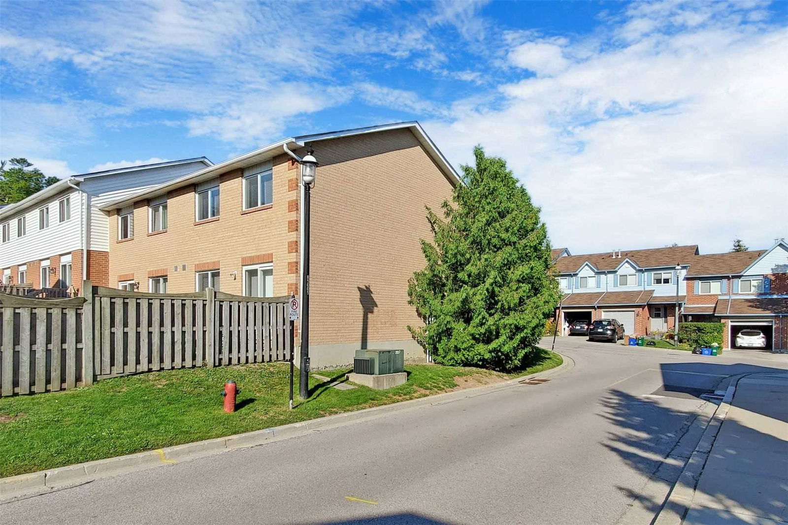 Woodland Estates, Newmarket, Toronto