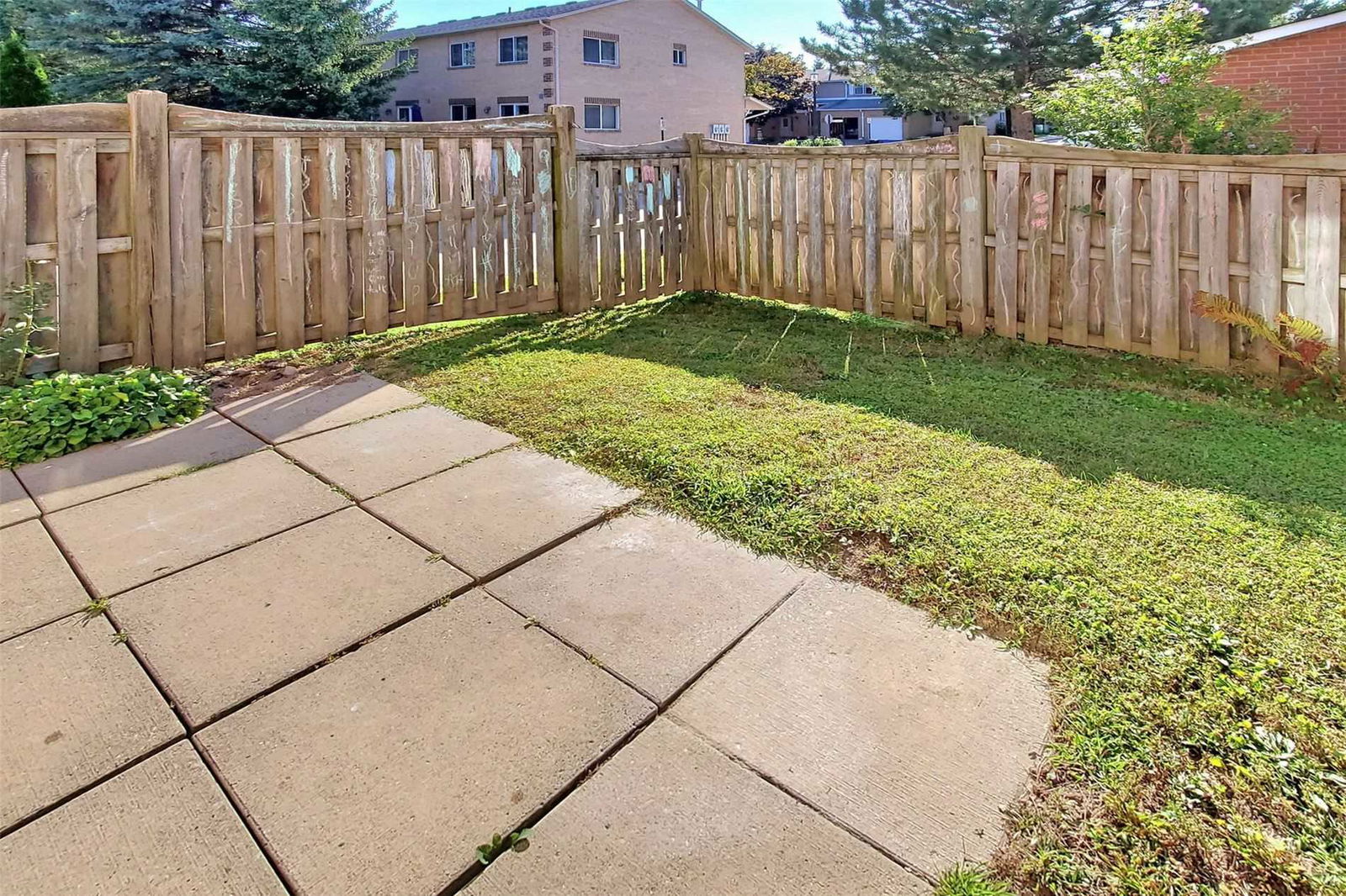 Patio — Woodland Estates, Newmarket, Toronto