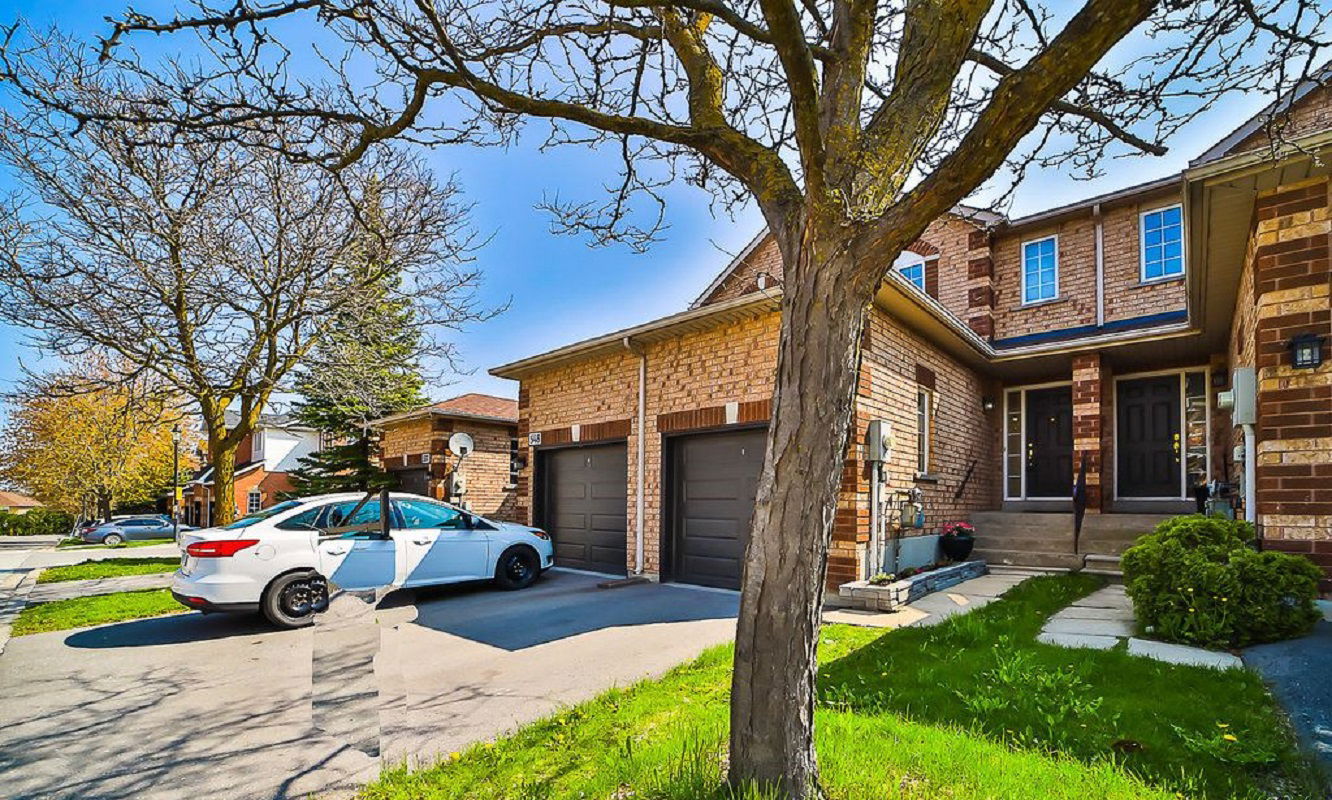 Macnab Gate Townhouses, Newmarket, Toronto