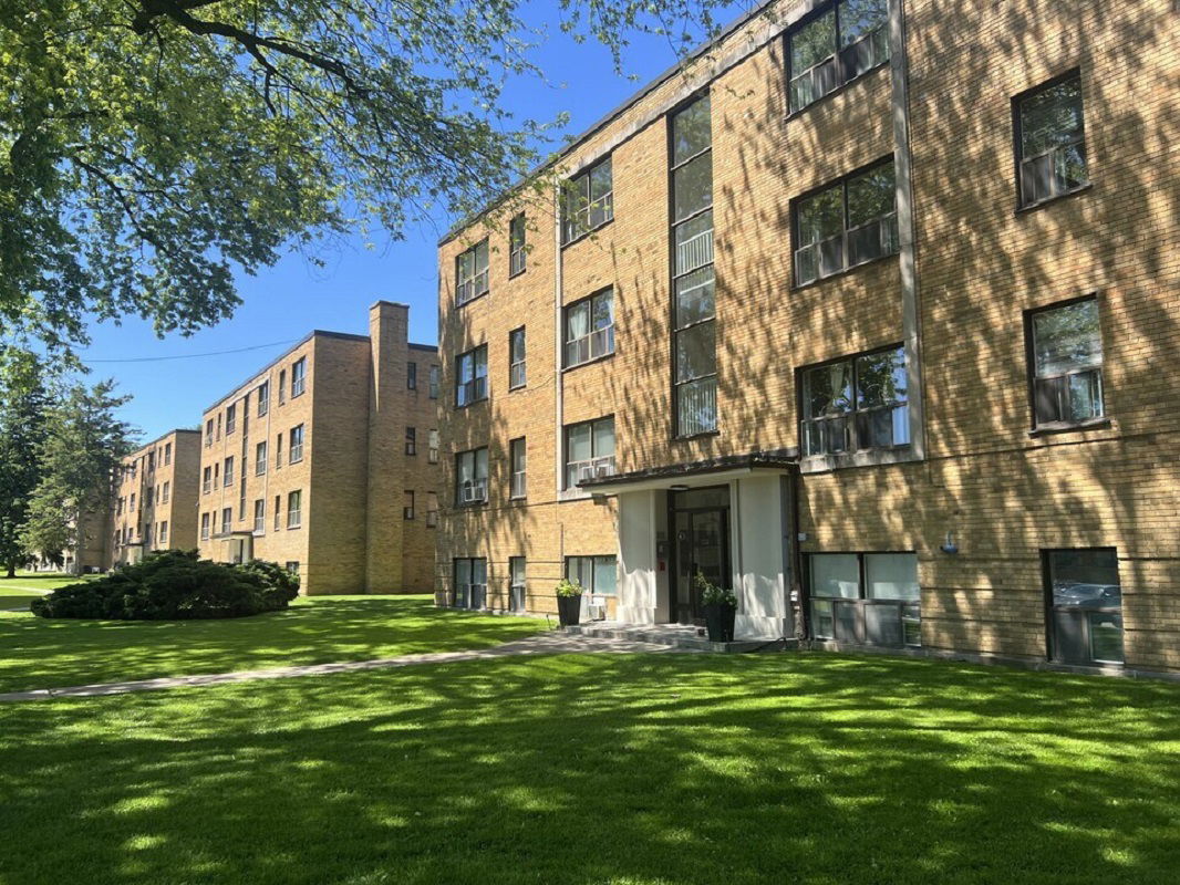 Exterior Side — Bexhill Court, Etobicoke, Toronto