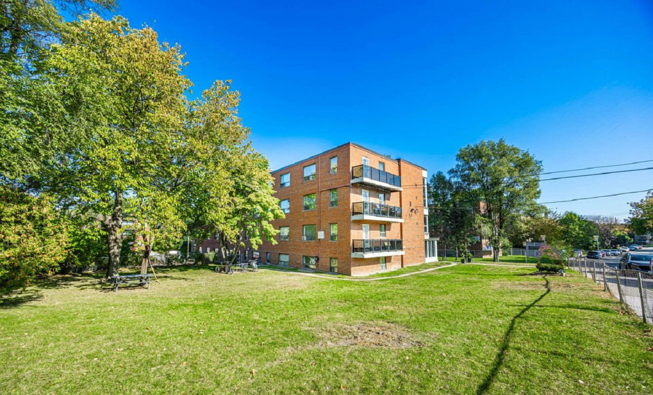 4 Hill Height Road, Etobicoke, Toronto