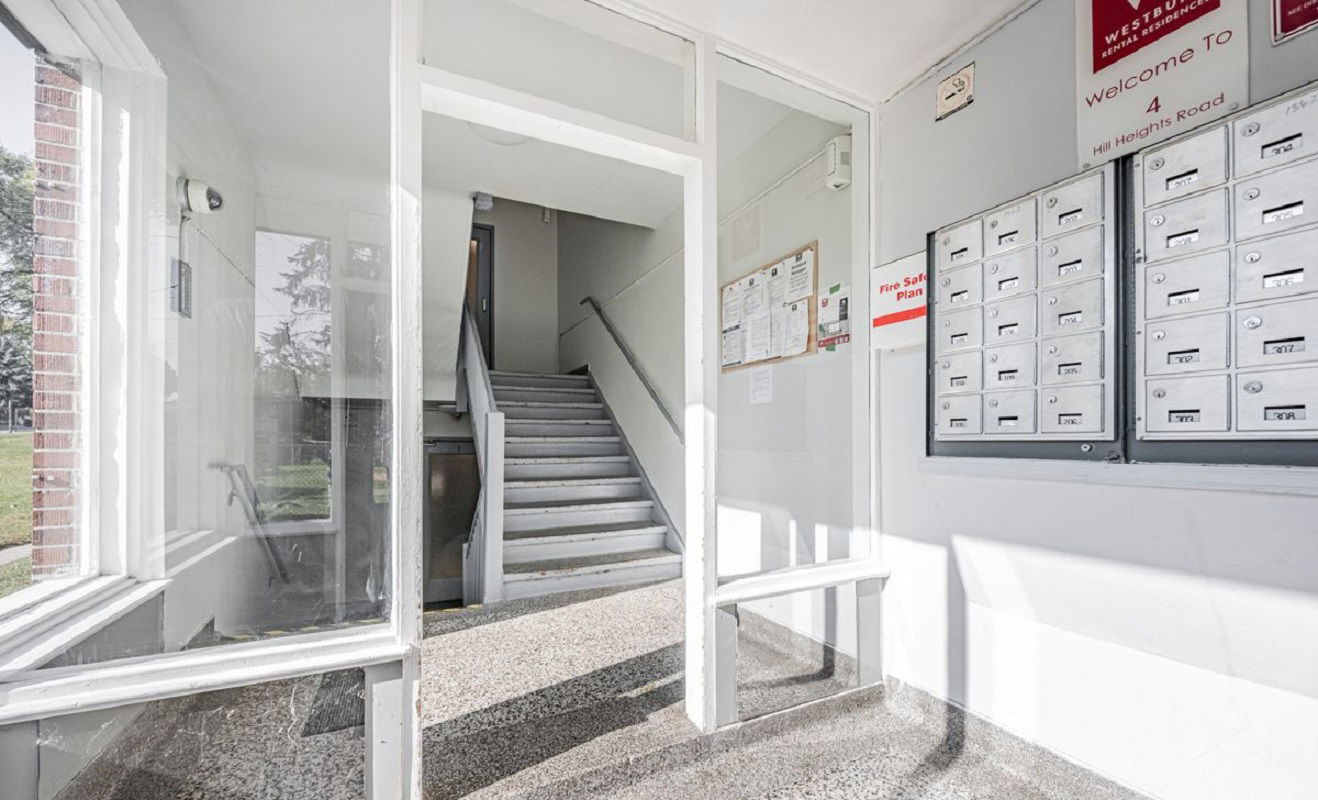 4 Hill Height Road, Etobicoke, Toronto