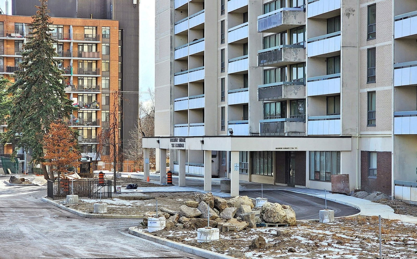 Entrance — The Elmridge, York Crosstown, Toronto