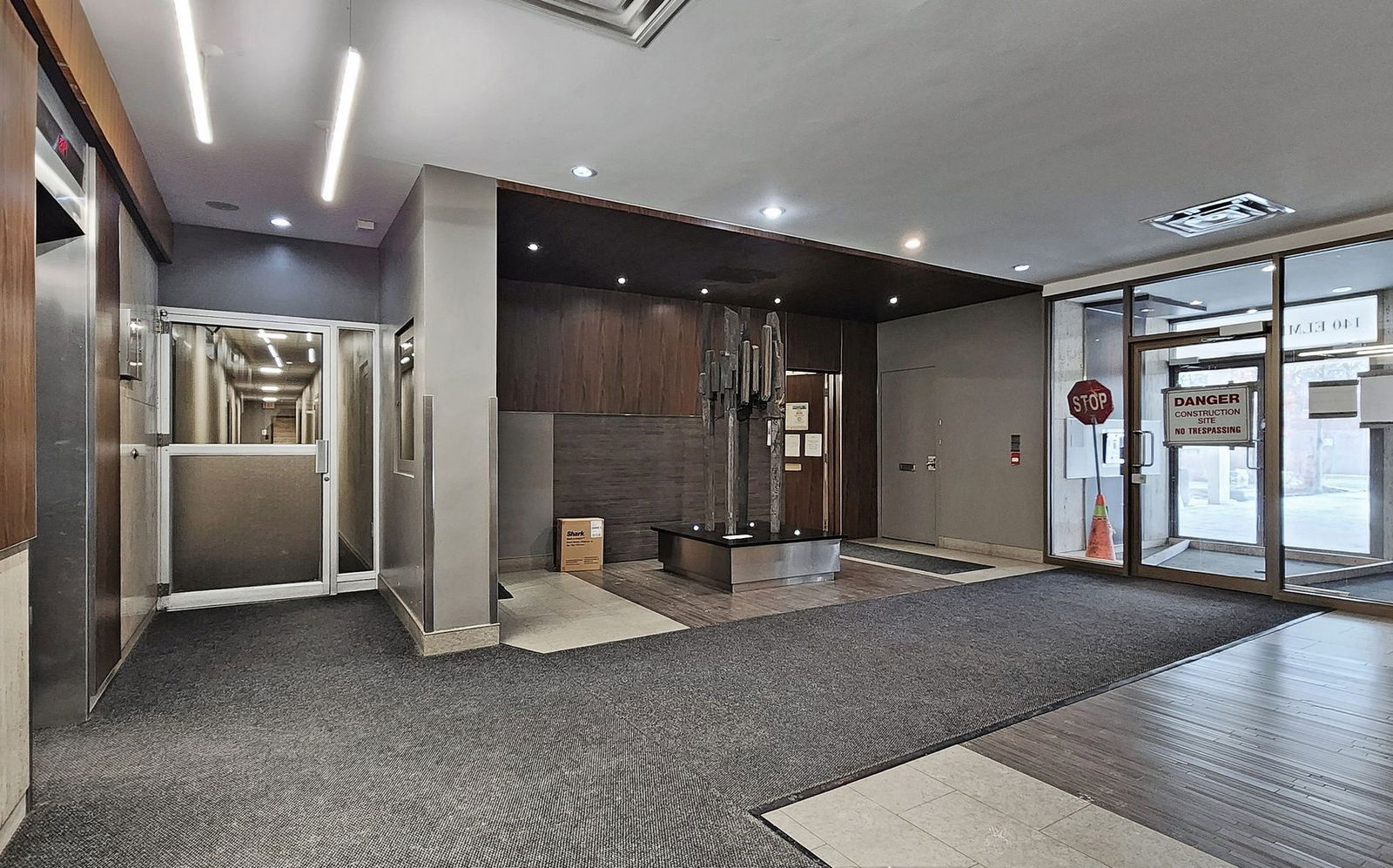 Lobby — The Elmridge, York Crosstown, Toronto