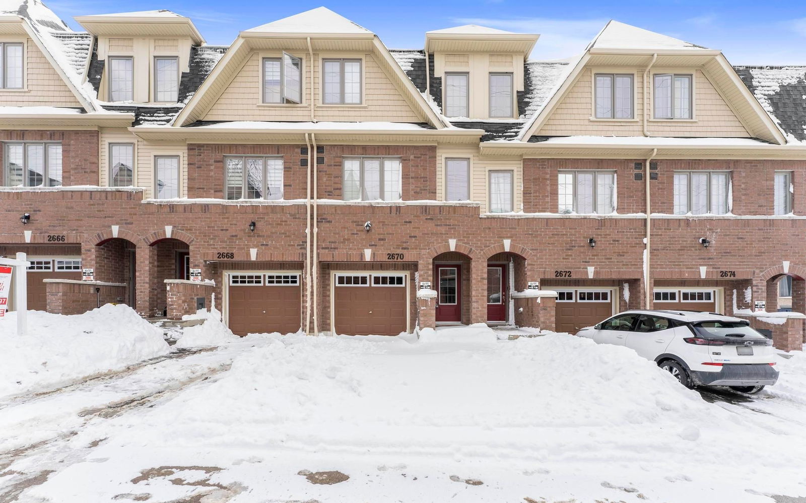 2670 Magdalen Path, Oshawa, Toronto