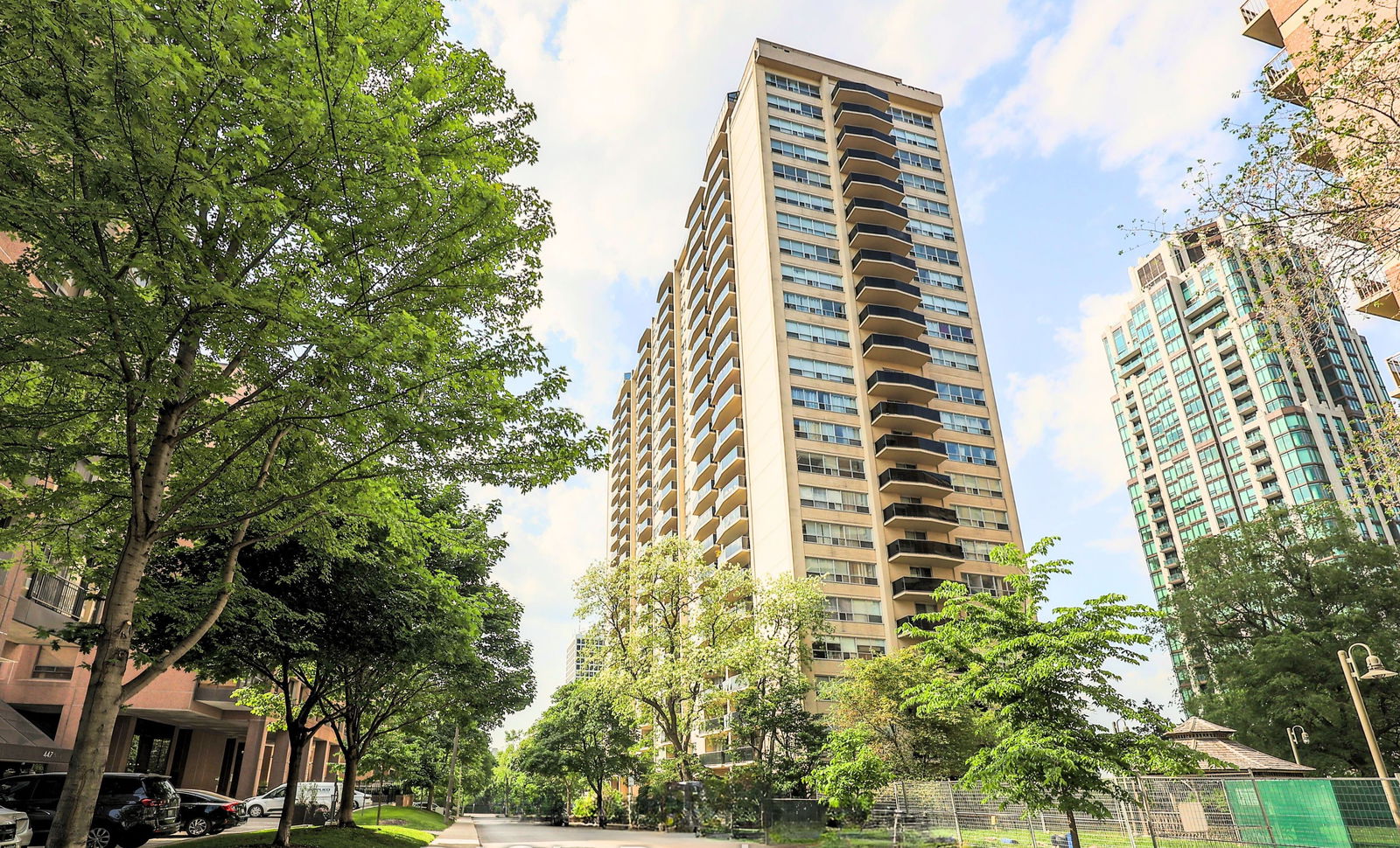 400 Walmer Road, Midtown, Toronto