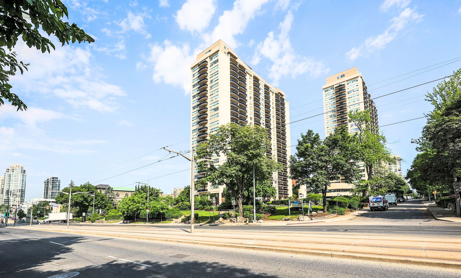 400 Walmer Road, Midtown, Toronto