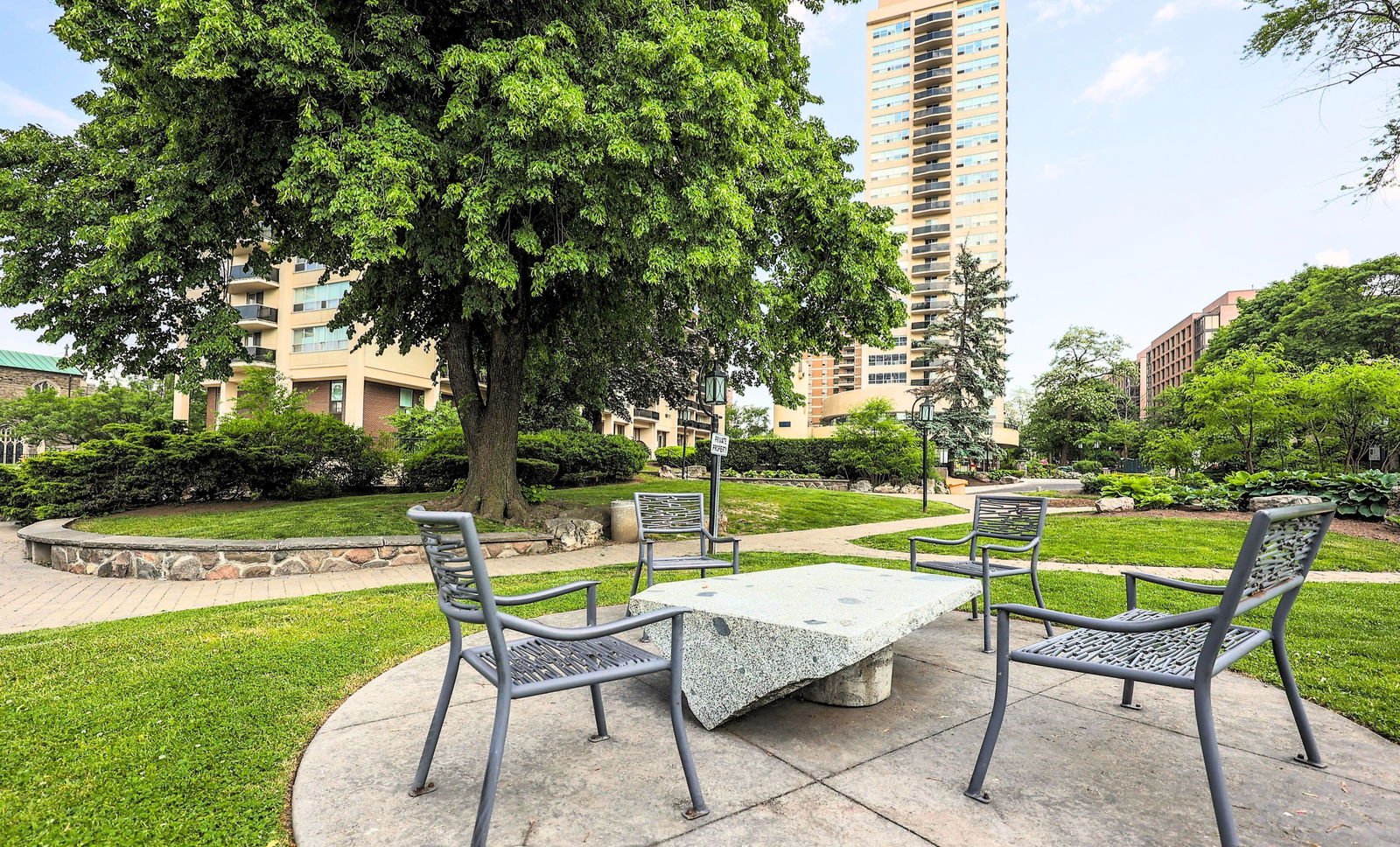 Patio — 400 Walmer Road, Midtown, Toronto