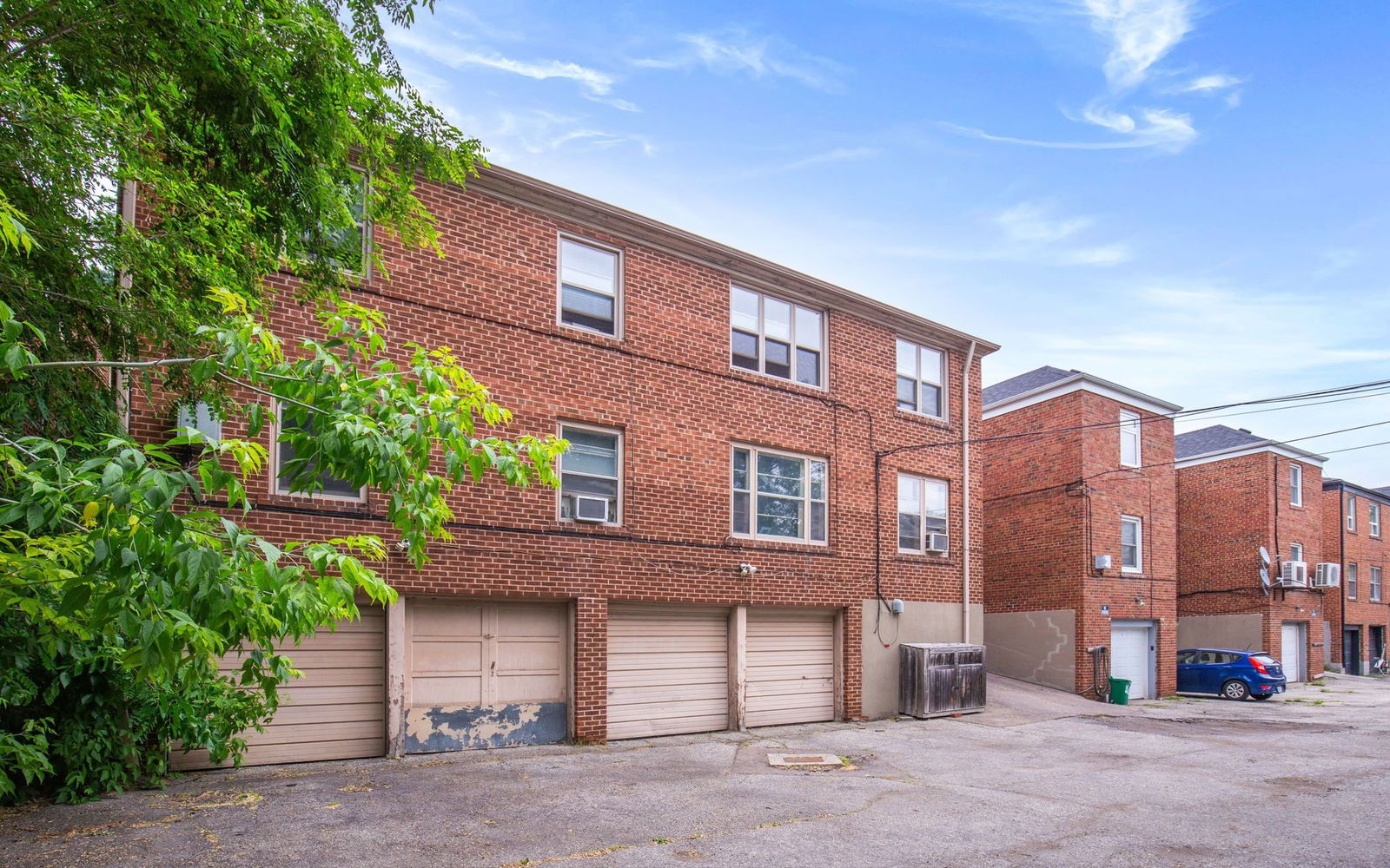 15 Warwick Avenue, Midtown, Toronto