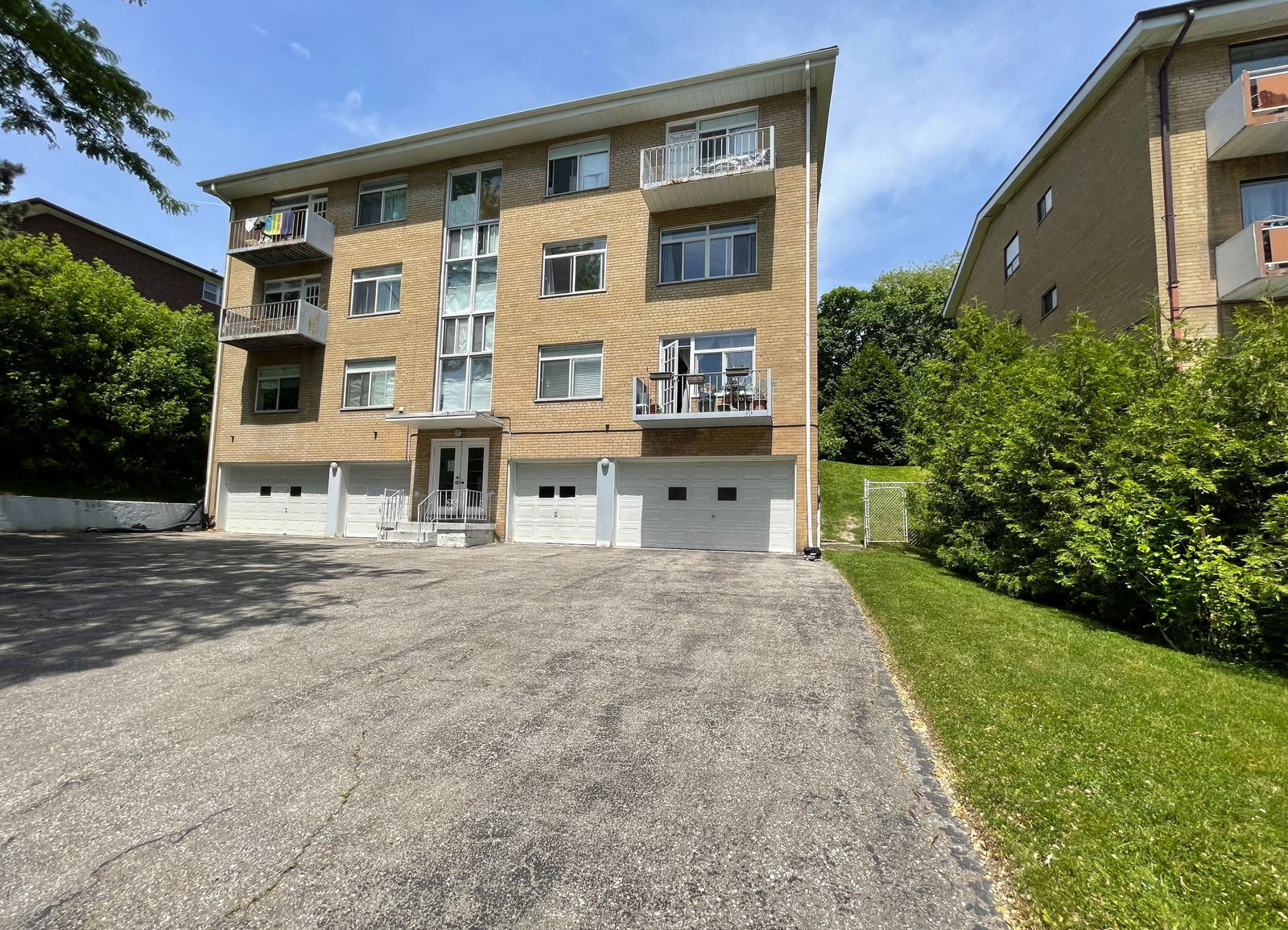 31 Cannon Road, Etobicoke, Toronto