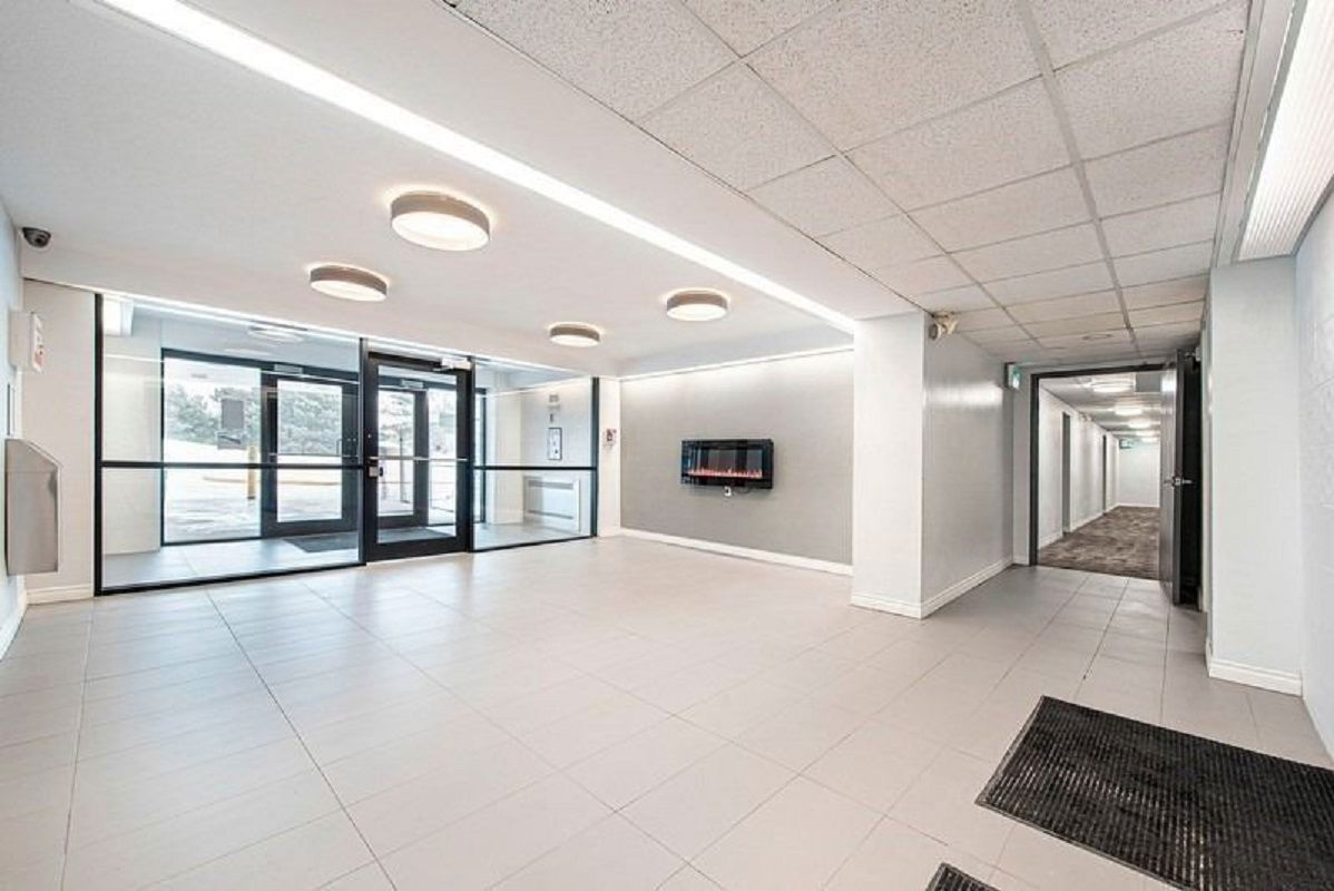 Lobby — Martingrove Square East, Etobicoke, Toronto