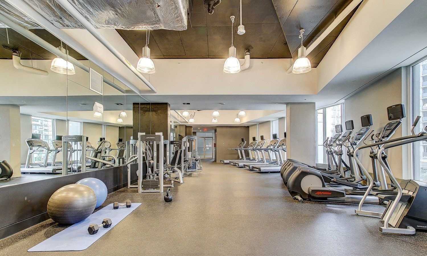 Gym — Newton Condos, Downtown, Toronto