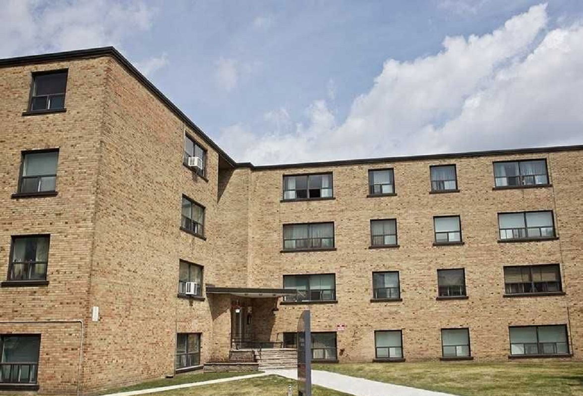 2 Kinsdale Boulevard, Etobicoke, Toronto