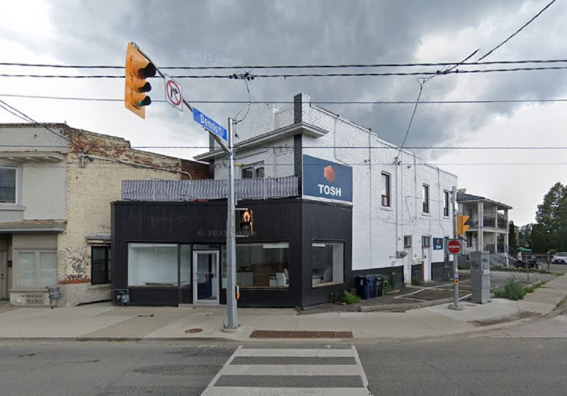 1016 Weston Road, York Crosstown, Toronto
