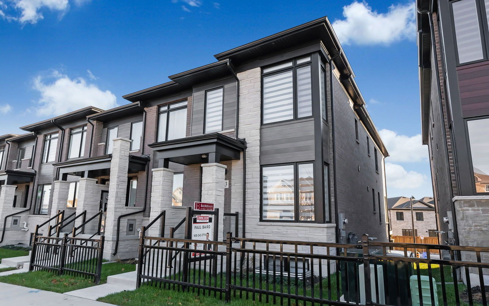 Exterior Side — Liberty North, Clarington, Toronto