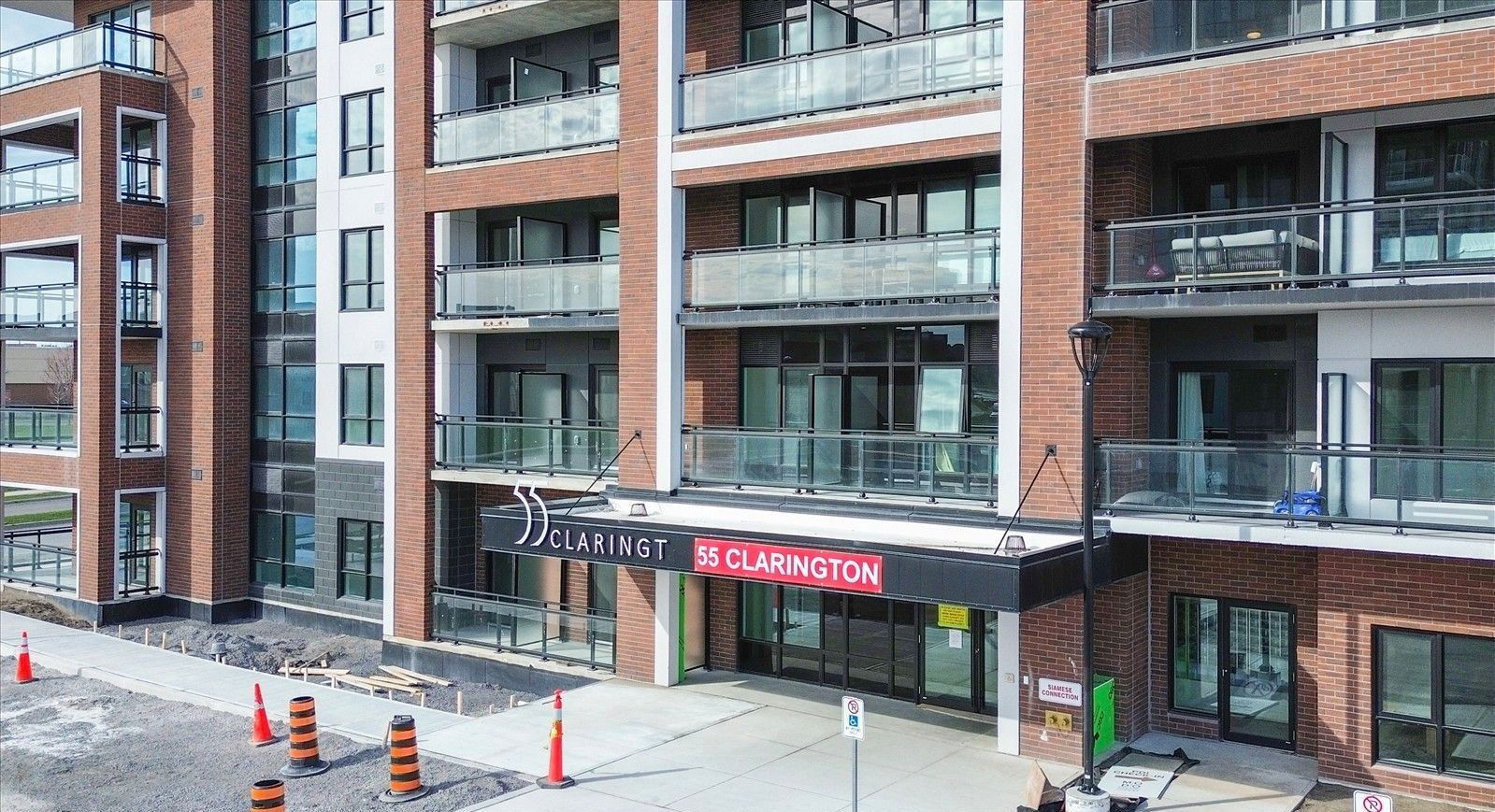 Entrance — Modo Condos, Clarington, Toronto