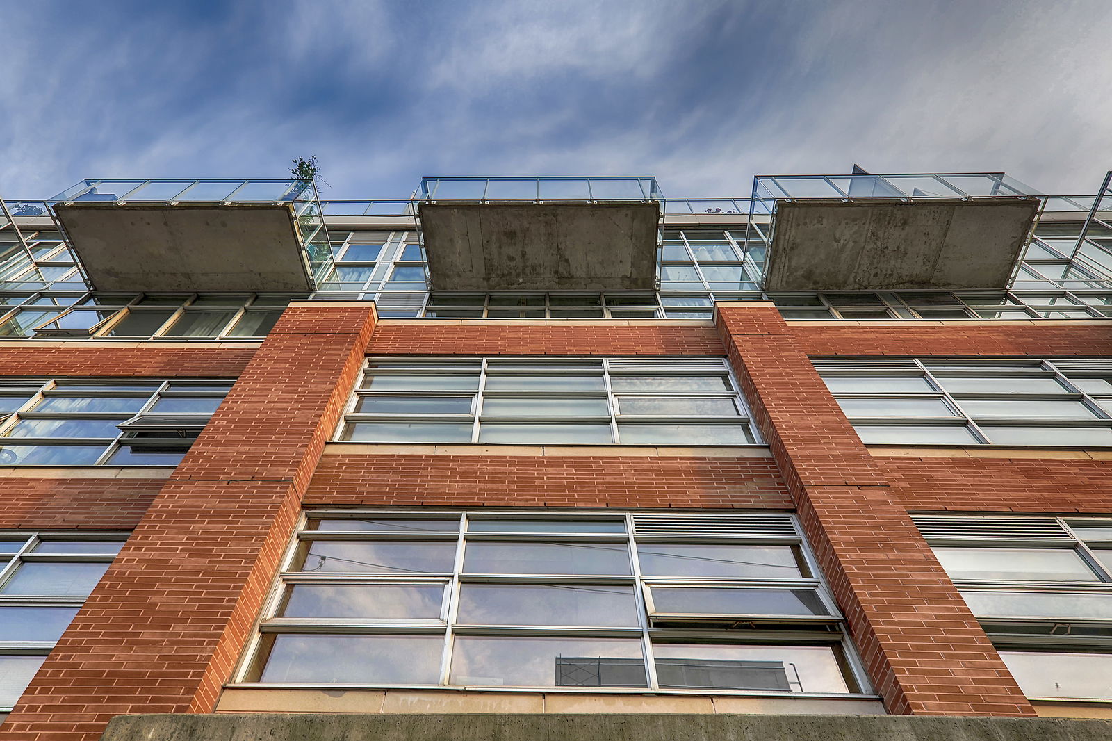 Exterior Sky — North Beach, East End, Toronto