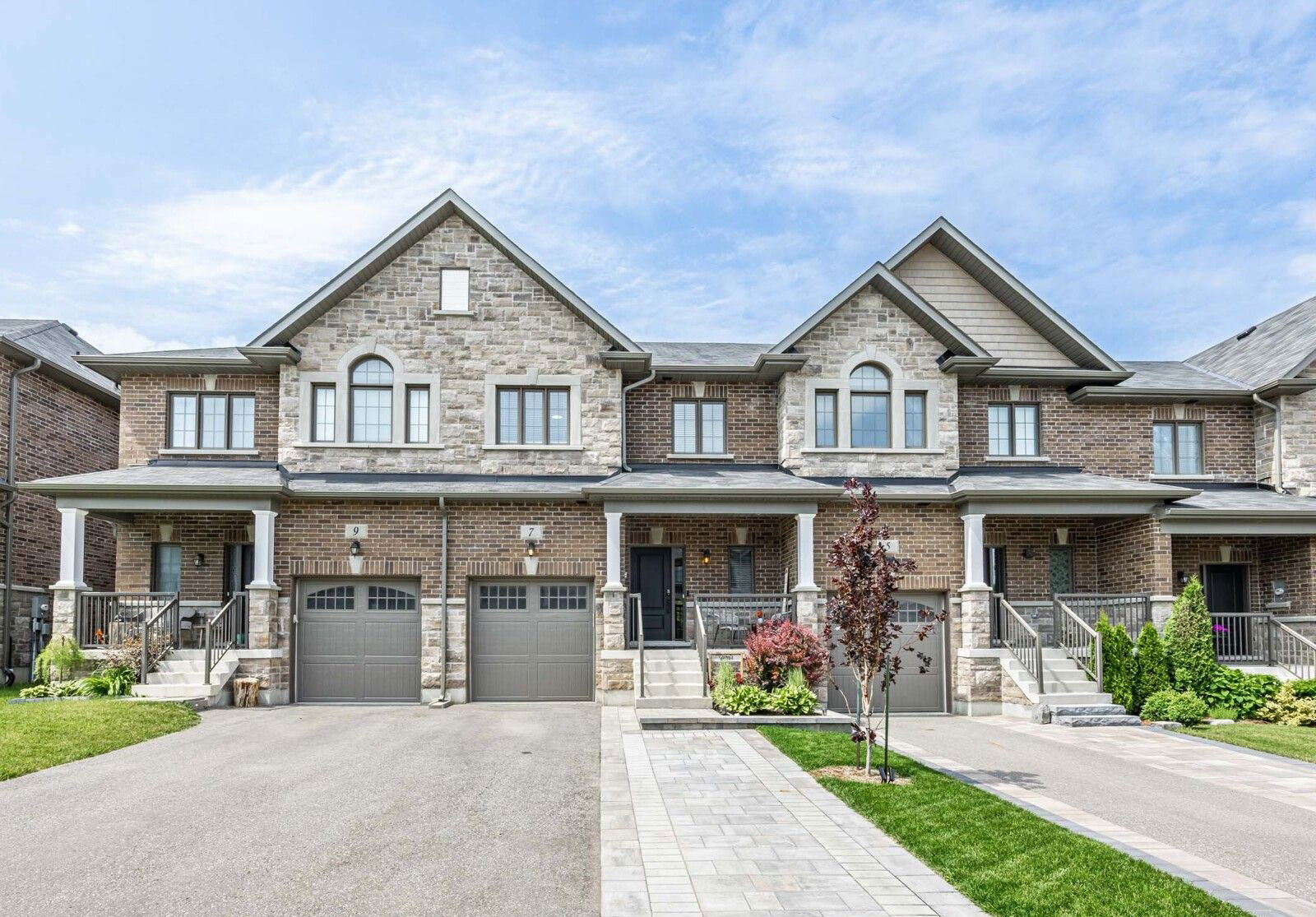 Village Square, Uxbridge, Toronto