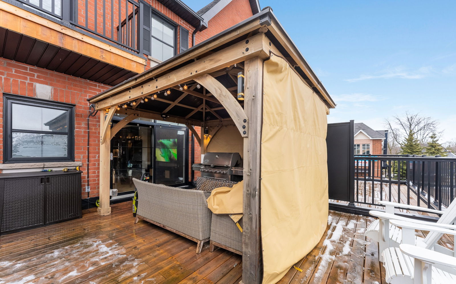 Patio — Brooklin Brownstones, Whitby, Toronto
