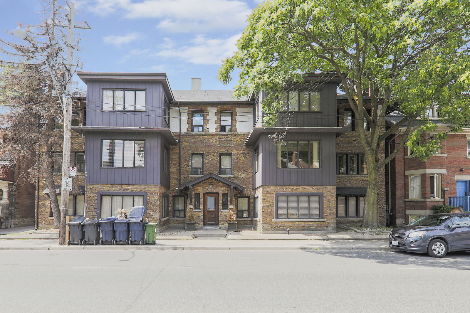 Exterior Facade — 142 Spadina Road Townhomes, Downtown, Toronto