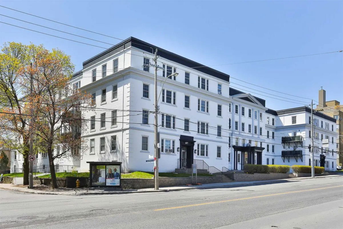 Exterior Side — 701 Eglinton Avenue West, Midtown, Toronto