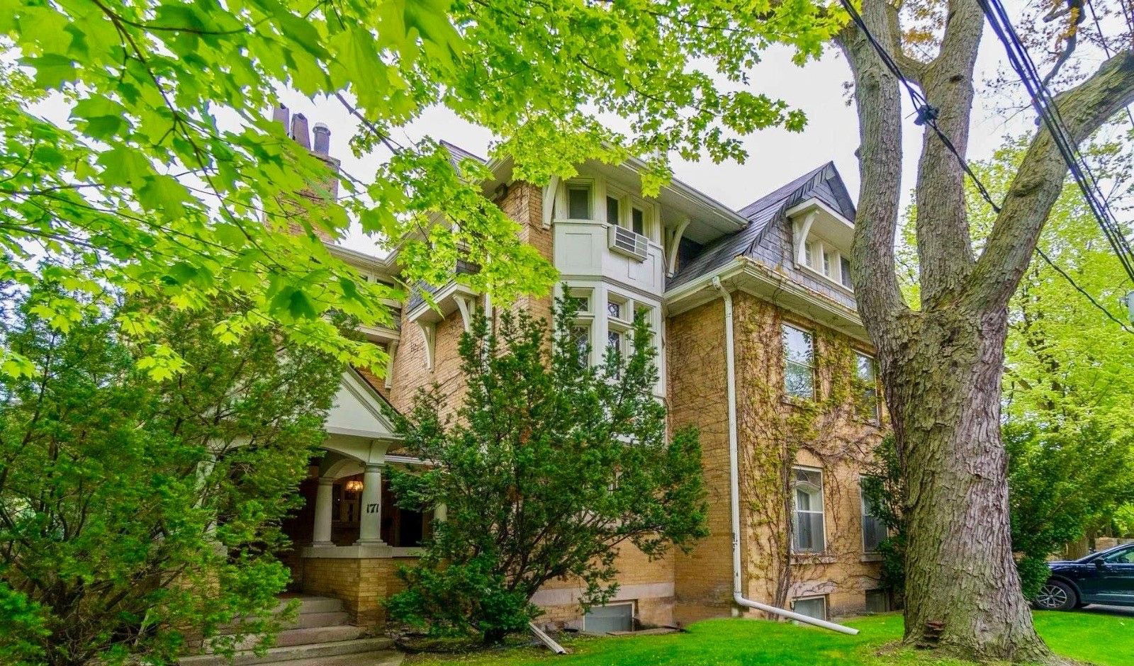 171 Roxborough Street East, Midtown, Toronto