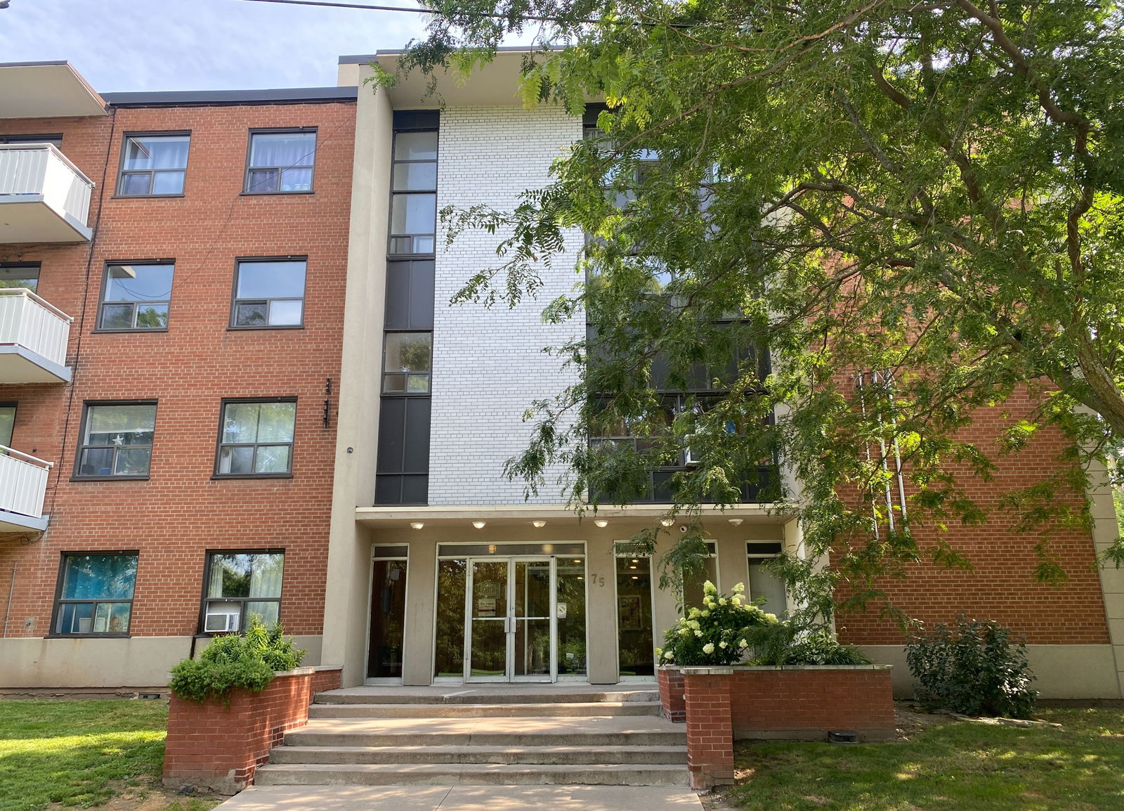 75 Forty Second Street, Etobicoke, Toronto