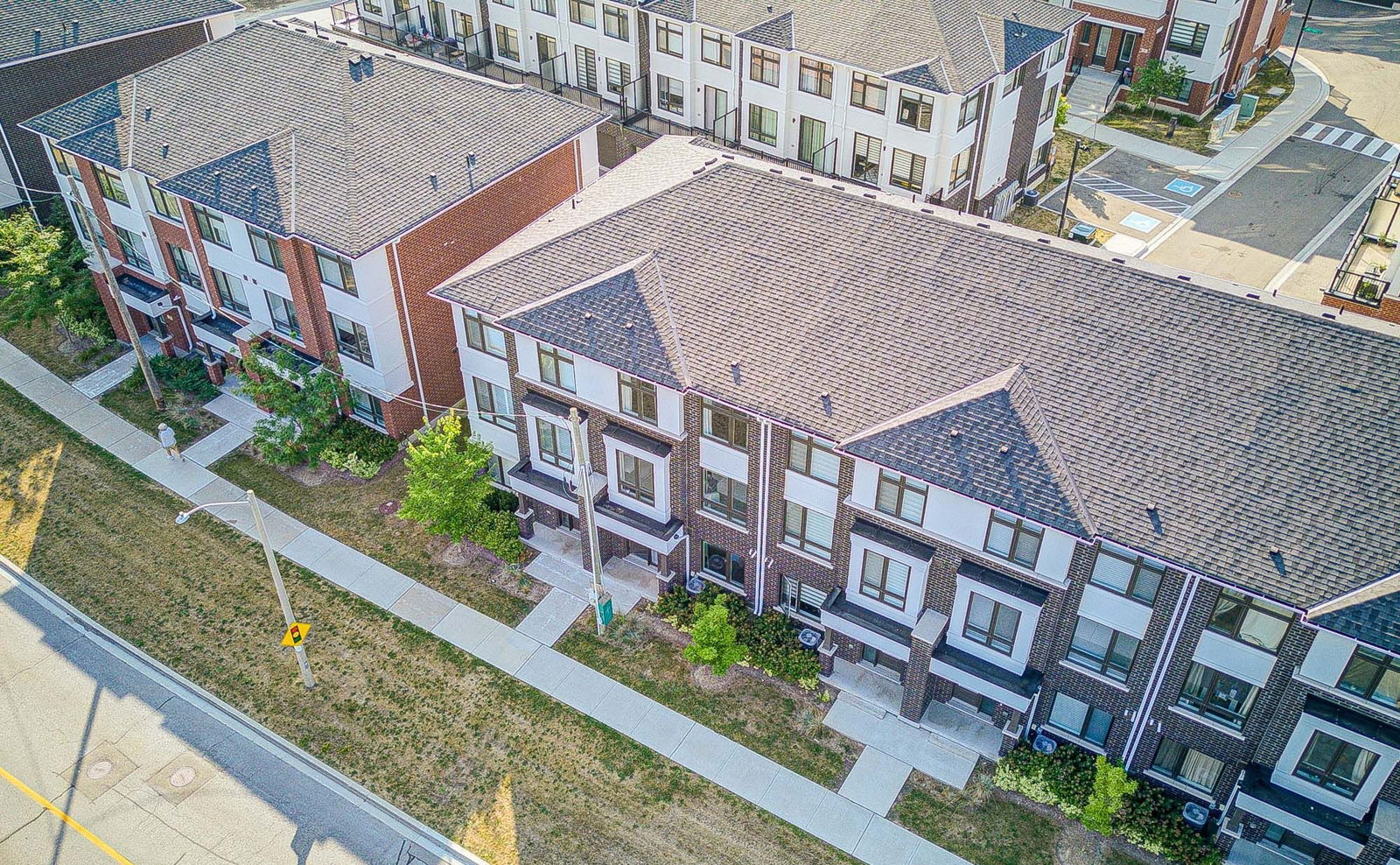 12 James Noble Lane, Richmond Hill, Toronto