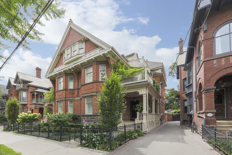 Bedford Mansion Lofts