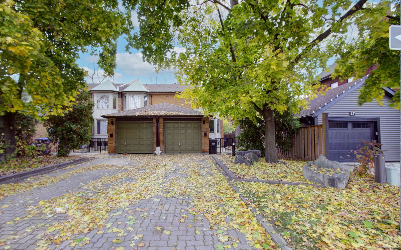 61 John Street Townhouses, Brampton, Toronto