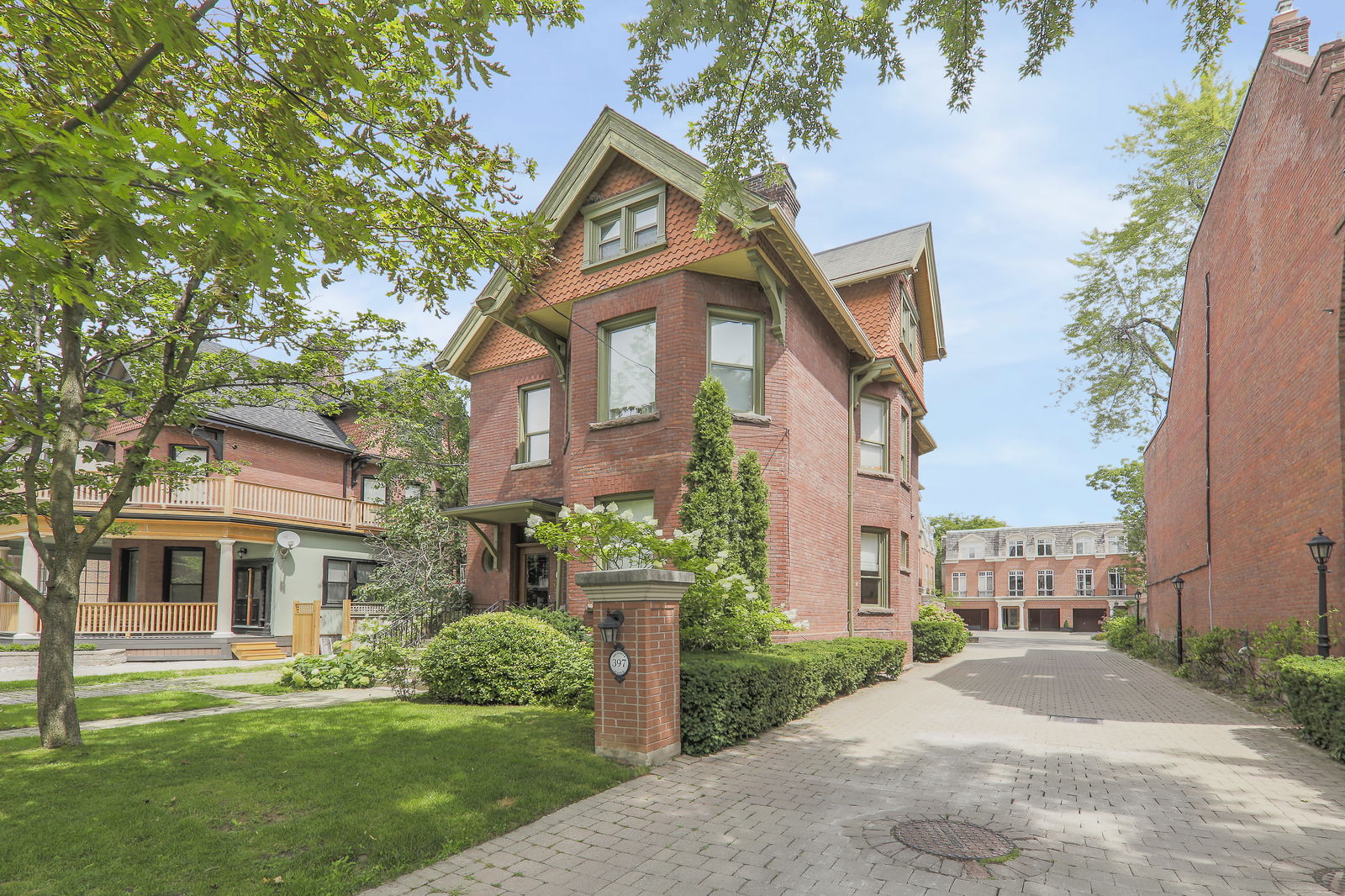 Exterior — The Annex on Brunswick, Downtown, Toronto