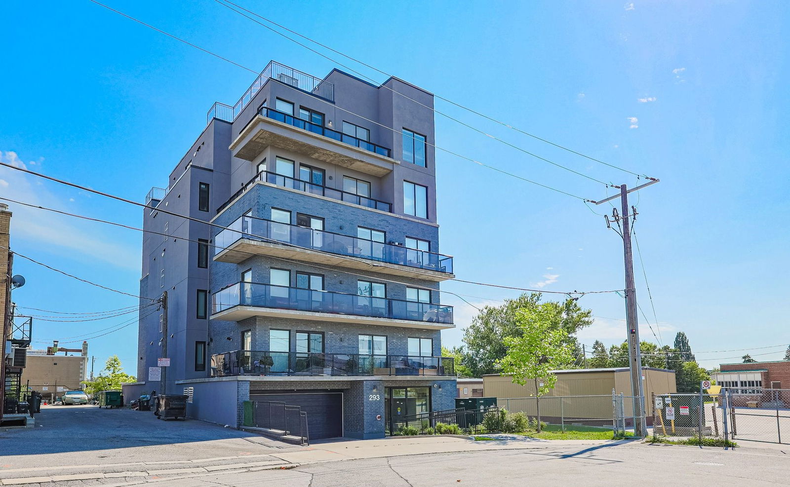 Exterior Side — 293 Viewmount Avenue, York Crosstown, Toronto