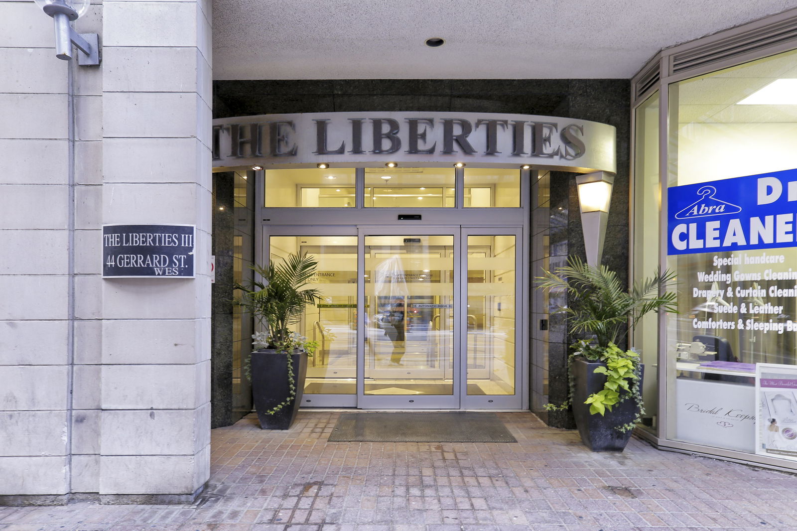 Entrance — Liberties III Condos, Downtown, Toronto