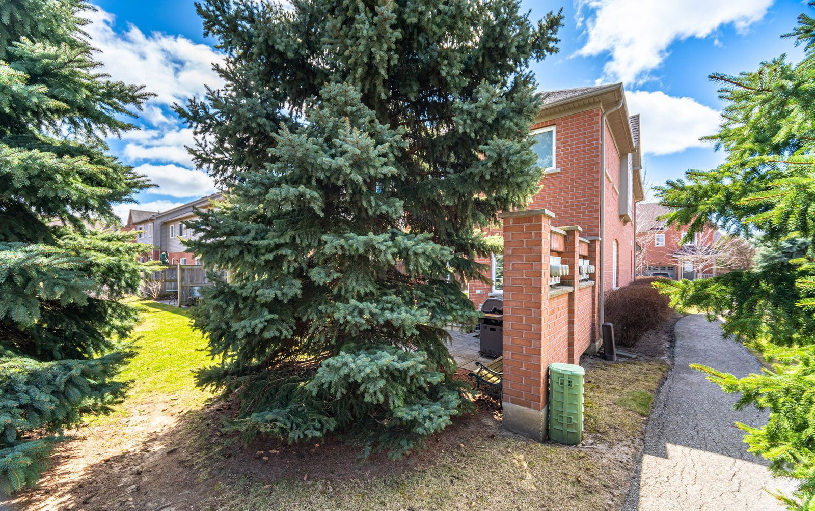 Daniels Northtowne, Mississauga, Toronto