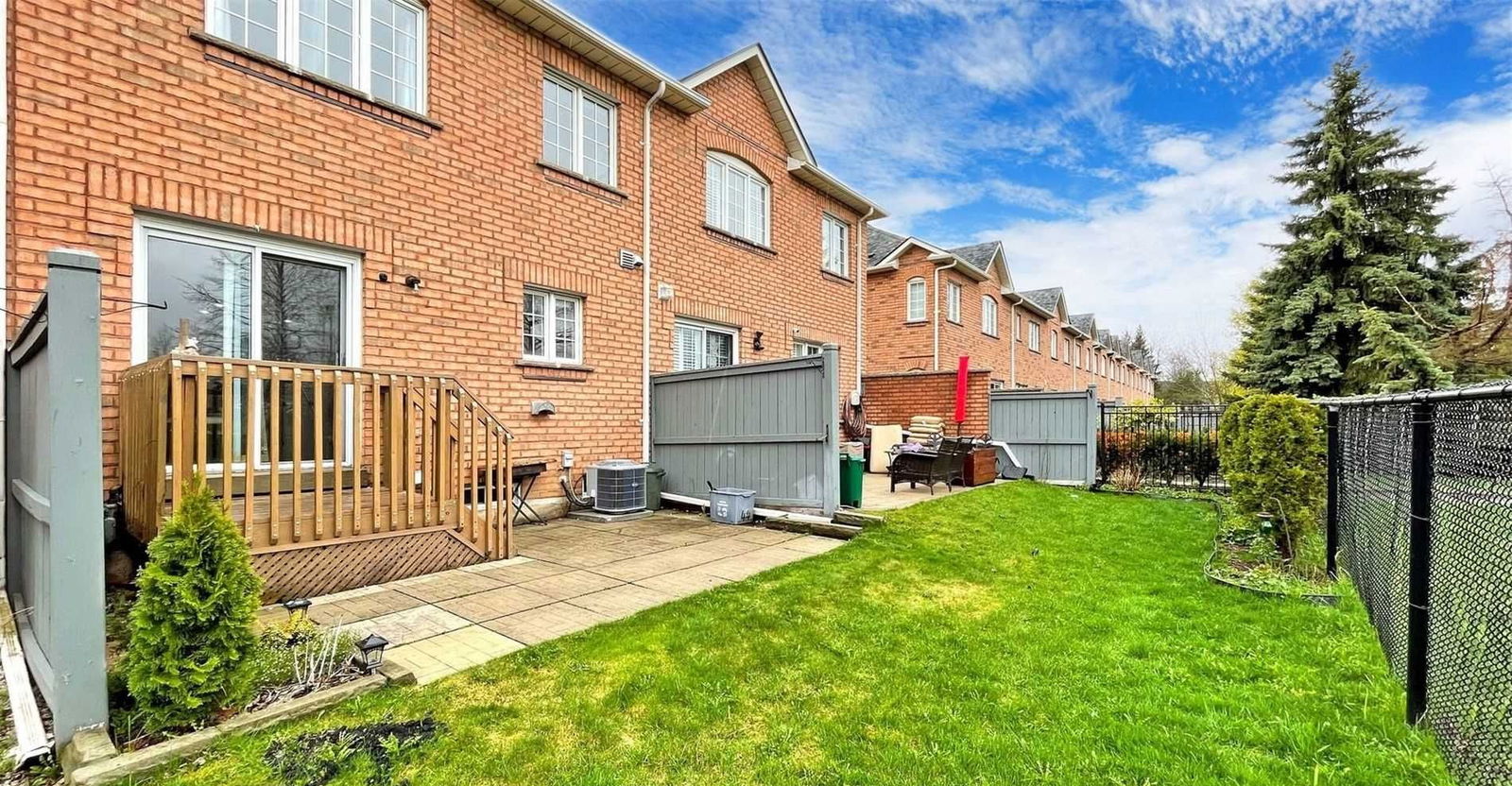 2665 Thomas Park Townhomes, Mississauga, Toronto