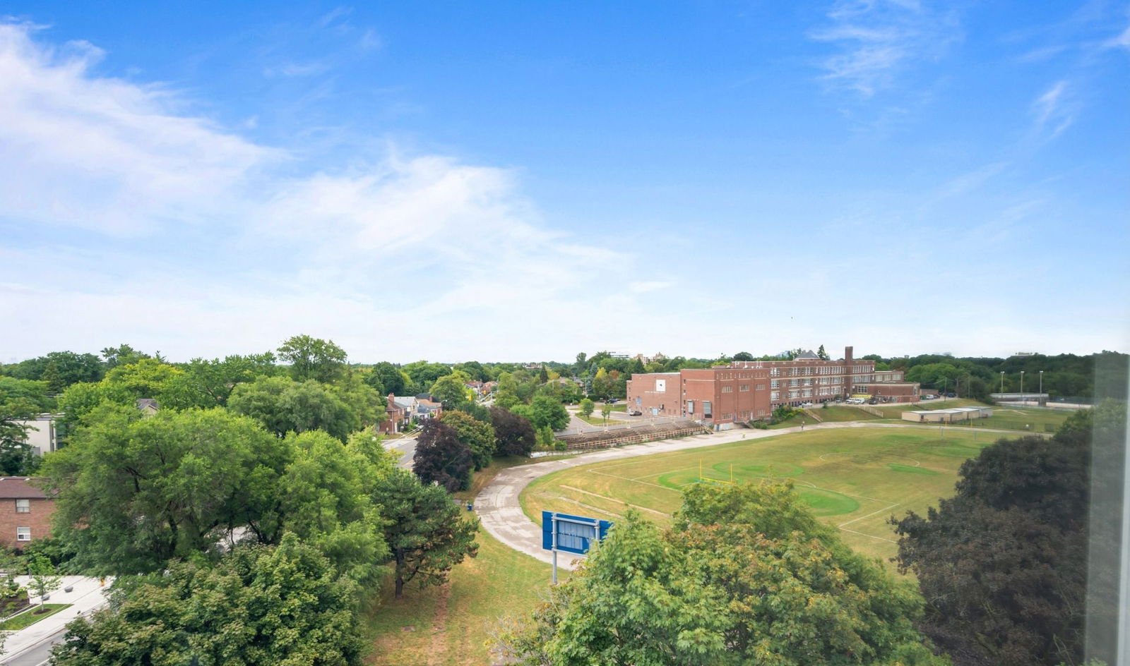 Rosewell Gardens Apartments, Midtown, Toronto