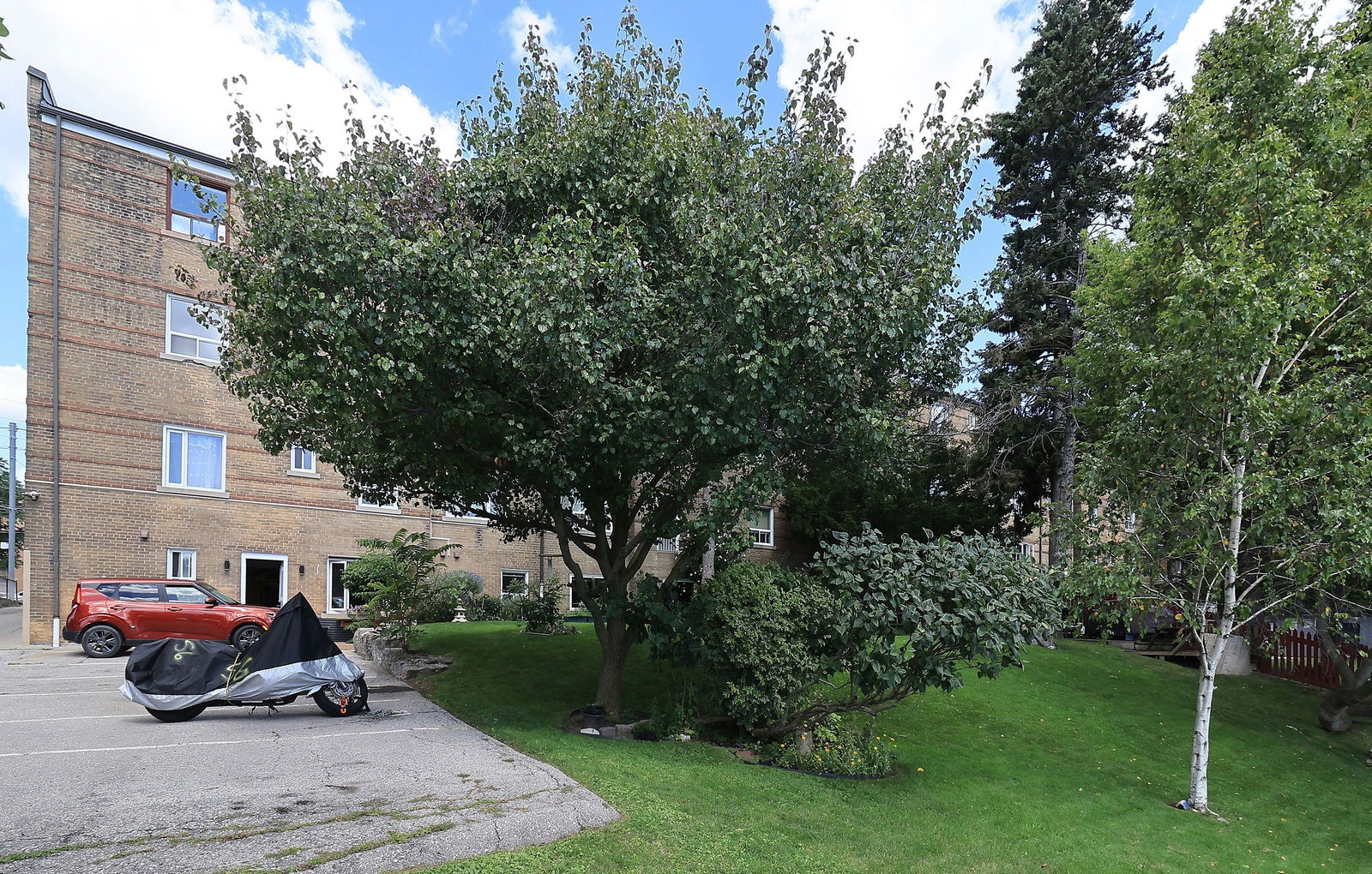 Cornell Manor, Etobicoke, Toronto