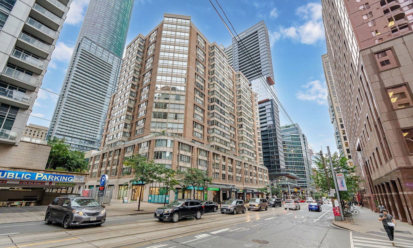 Exterior — The Liberties Condos I & II, Downtown, Toronto