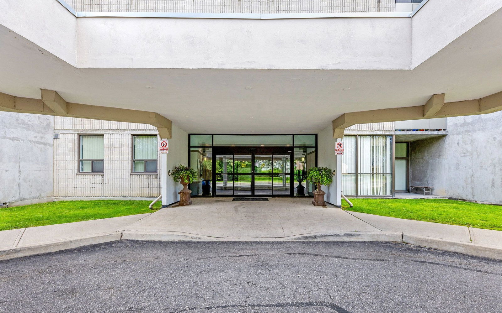Entrance — Aspire Condos, Mississauga, Toronto