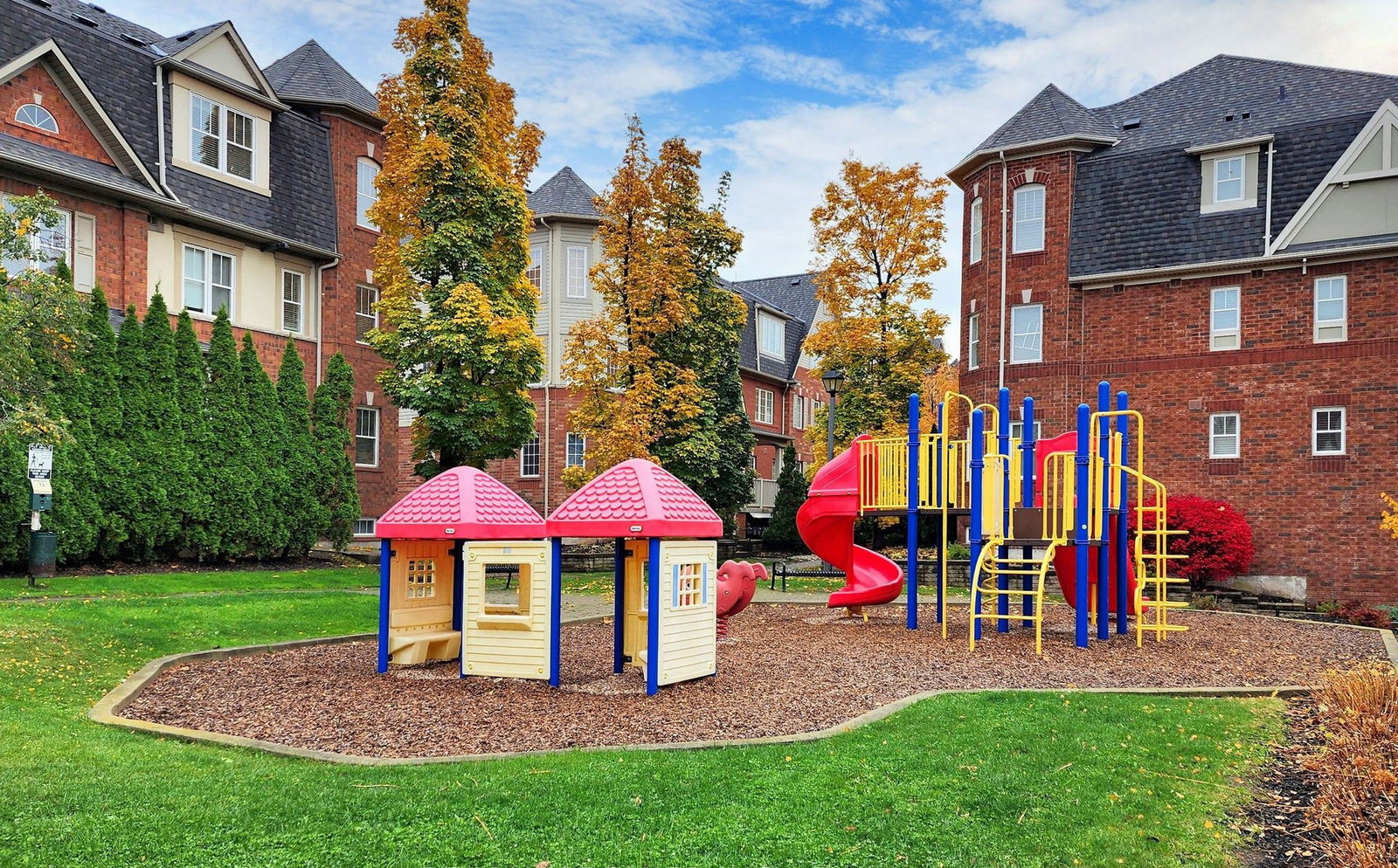 Playground — 704 Neighbourhood Circle Townhouses, Mississauga, Toronto