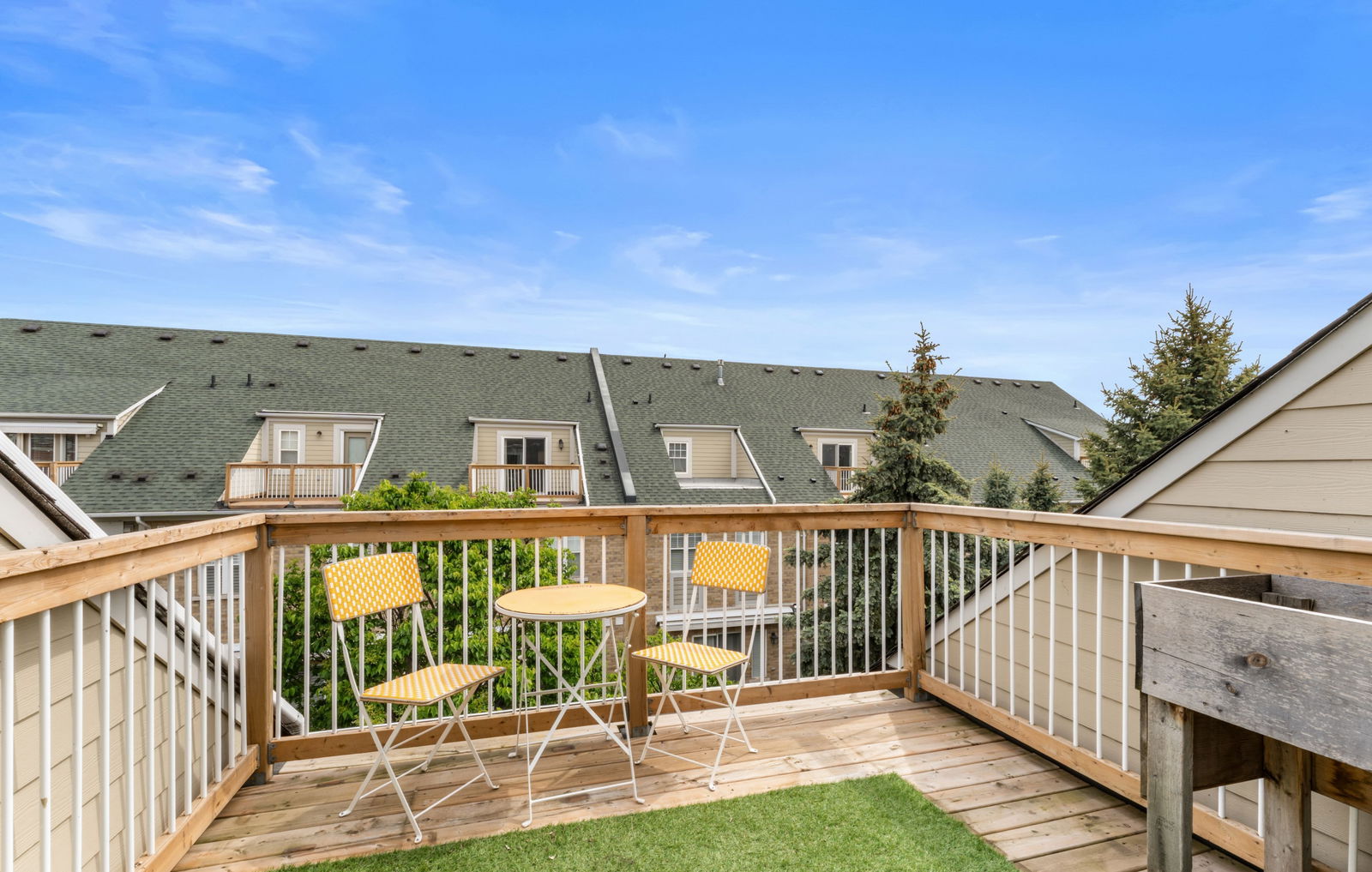 Rooftop Deck — 8-76 Lawrence Drive Townhomes, Mississauga, Toronto