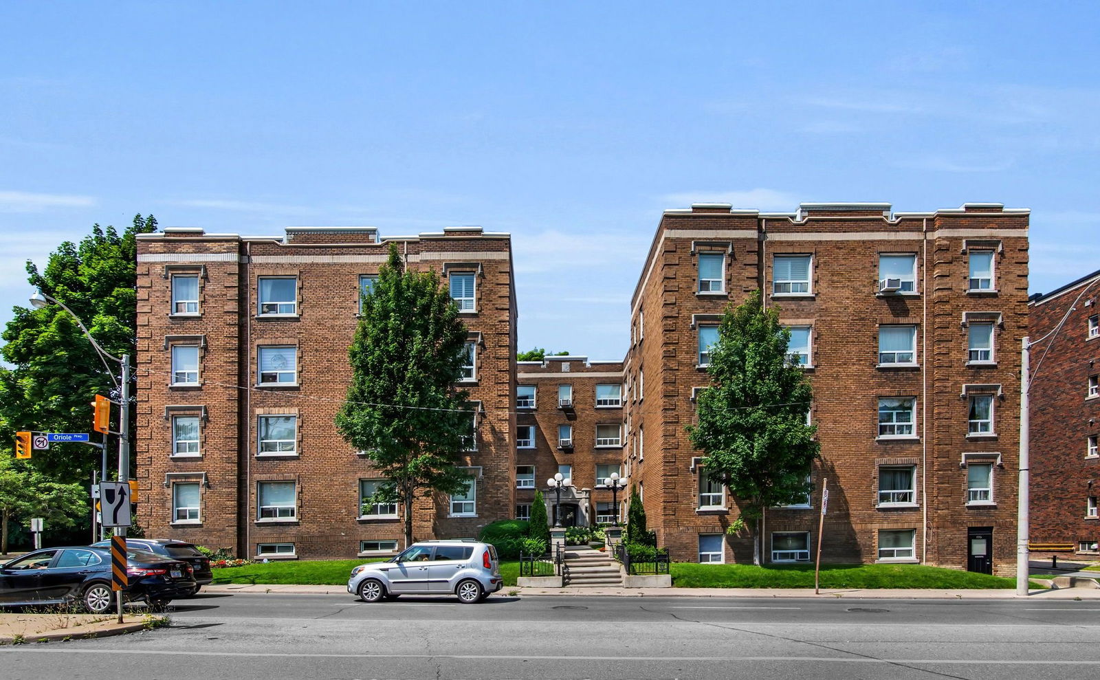 Kent Arms, Midtown, Toronto