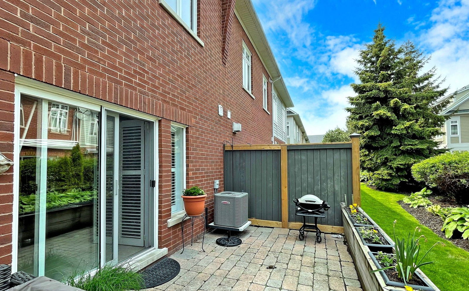 Patio — 160 Saint Lawrence Drive Townhouses, Mississauga, Toronto