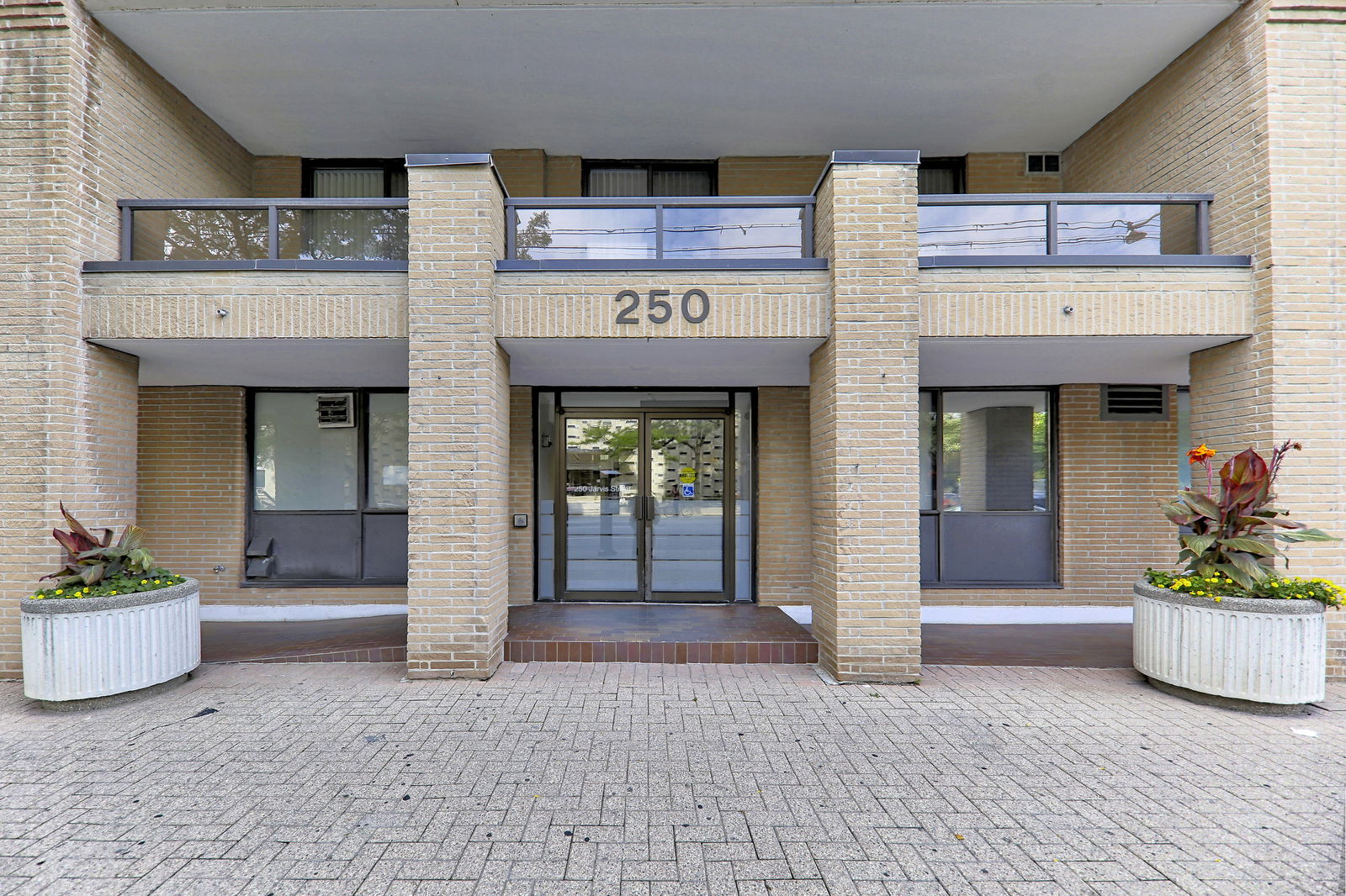 Entrance — 250 Jarvis Condos, Downtown, Toronto