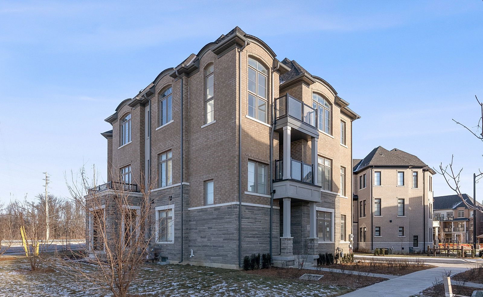 Archetto, Vaughan, Toronto