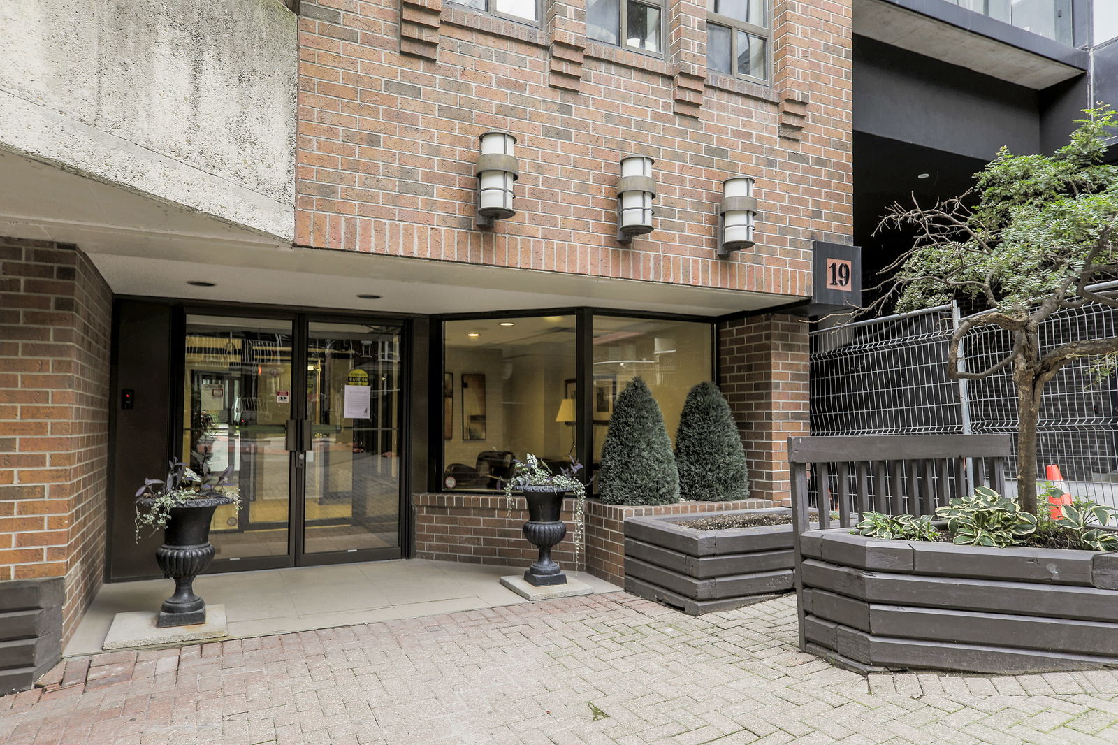 Entrance — Terrace Court, Downtown, Toronto