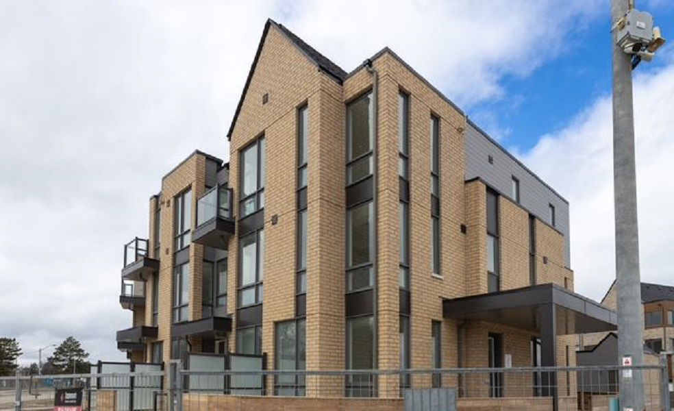 385 Lawrence Heights Way, North York, Toronto