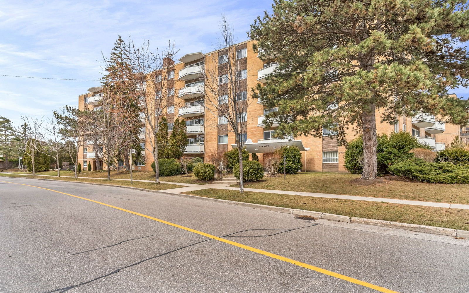 Exterior Side — 30 Allanhurst Drive, Etobicoke, Toronto